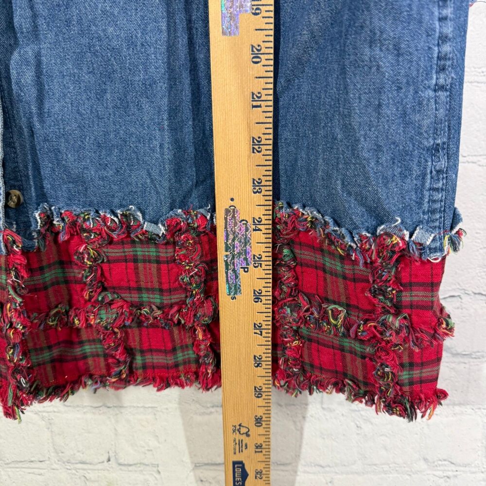 Sierra Pacific Large Denim Christmas Shirt Poinsettia Plaid Holiday Applique - Picture 8 of 11